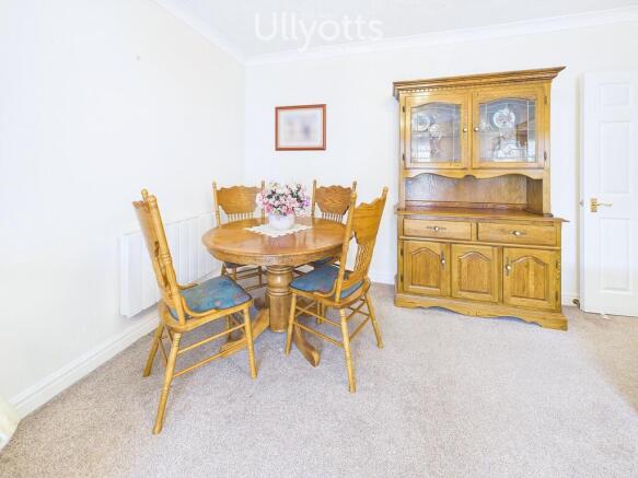 2 bed Penthouse for sale Image 6