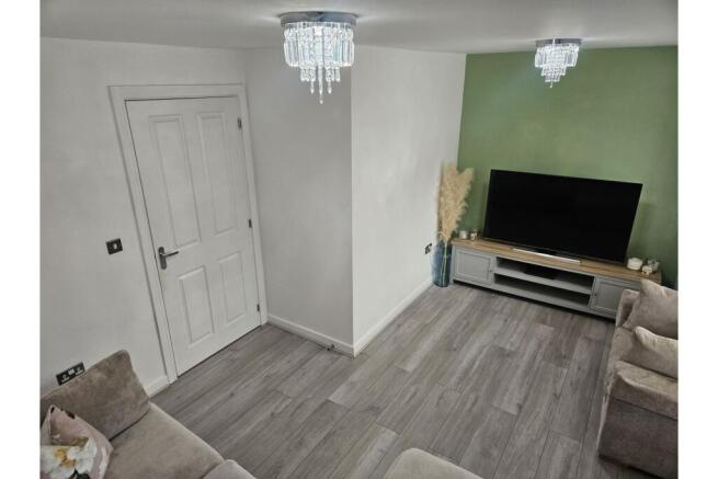 14, Leat Place, Macclesfield, SK10 photo 4