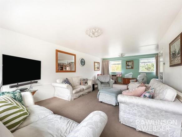 Bedster Gardens, West Molesey photo 4