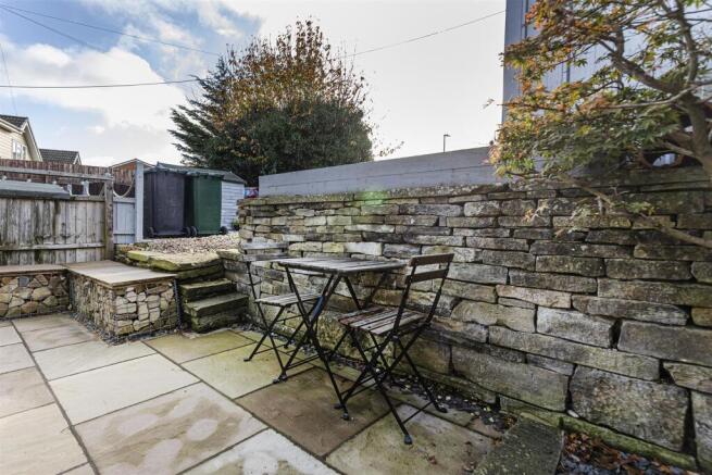 Bramleys Estate Agents - Abbey Road - Shepley (26)
