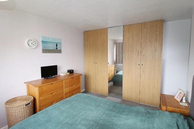 3 bed Semi-Detached for sale Image 12