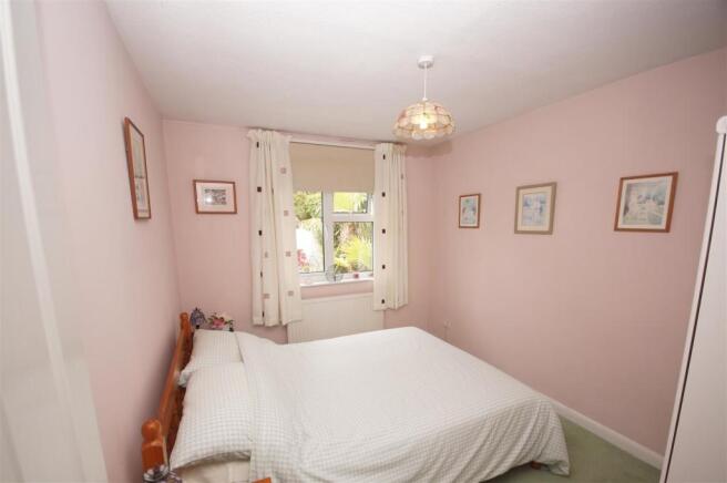 Bedroom 2.JPG