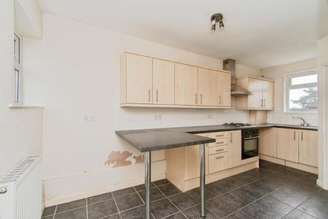 3 bed Terraced for sale Image 6