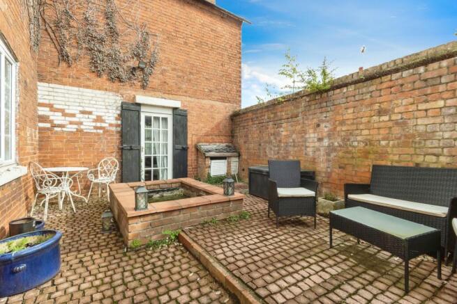 Courtyard Garden
