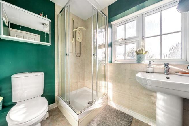 Ensuite shower room