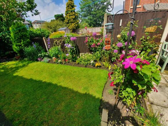 2 bed Terraced for sale Image 9