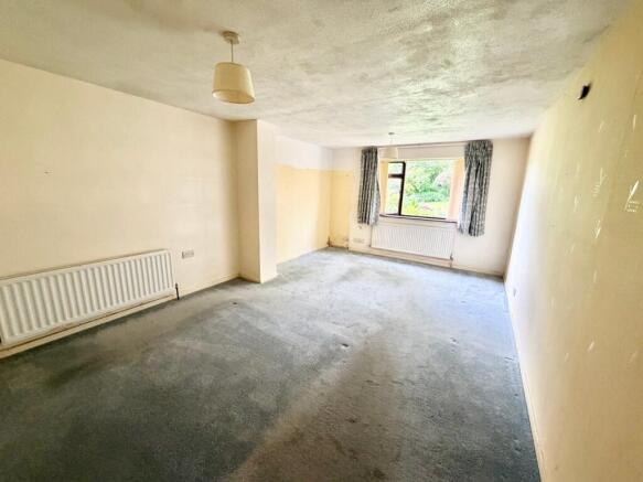3 bed Detached Bungalow for sale Image 9