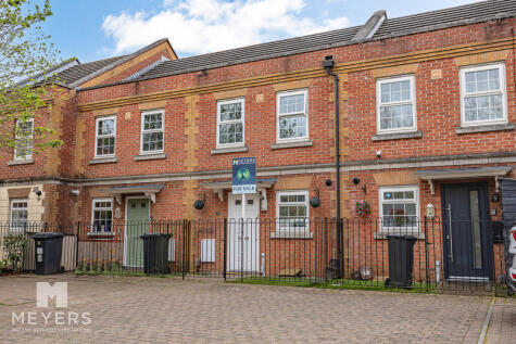 St Georges Drive, Bournemouth, BH11 8NZ