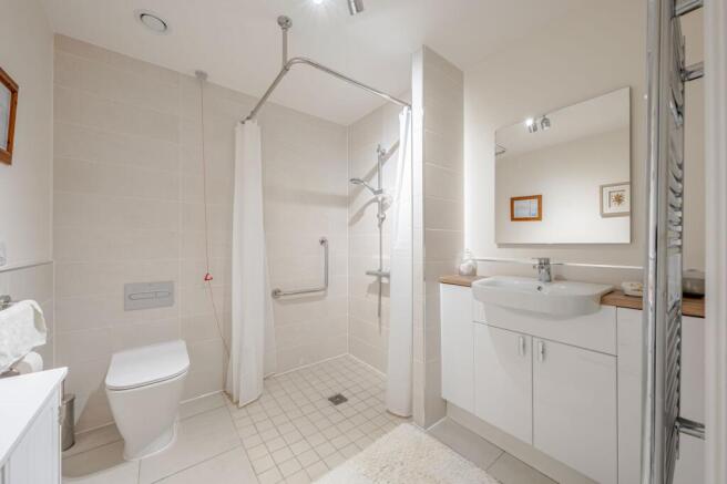 1 bed Flat for sale Image 11