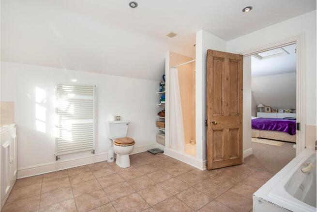 Ensuite