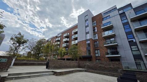 East Station Road, FLETTON QUAYS, PE2 8ST