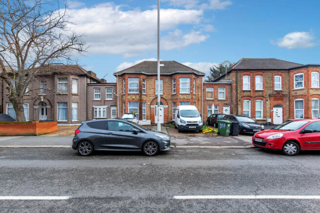 88 Aldborough Road,  Ilford IG3 8EY