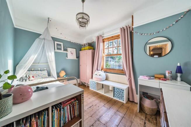 BEDROOM 3.jpg