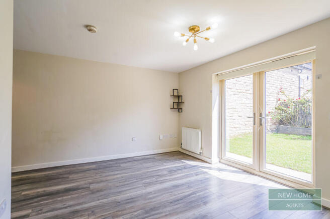 3 bed Semi-Detached for sale Image 5