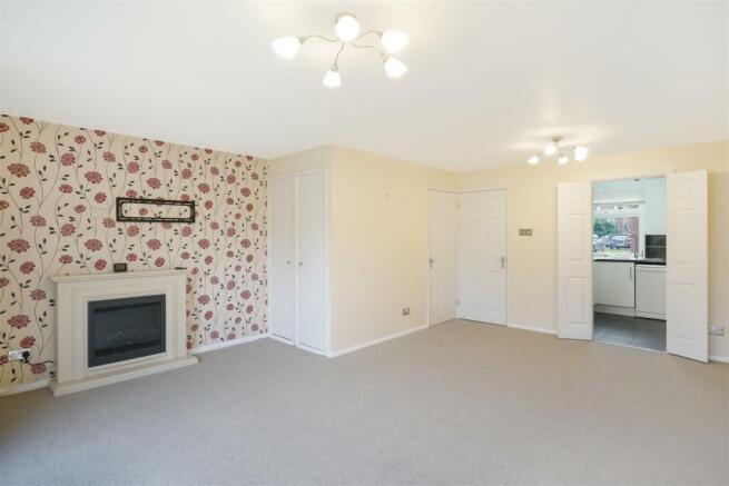 24 Brierley Close - PsIkDazdKzJyZXLELrm3.jpg