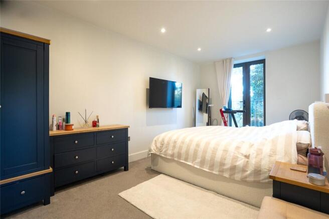 2 bed Apartment for sale Image 7