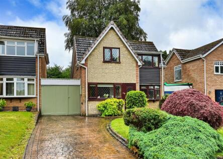 50 Bantock Gardens, Finchfield Road, Wolverhampton, WV3 9LL