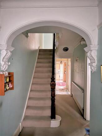V photo2 (2).jpg