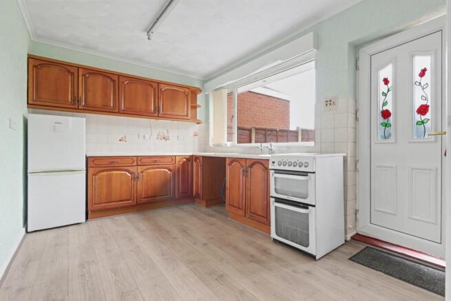 3 bed Semi-Detached for sale Image 5