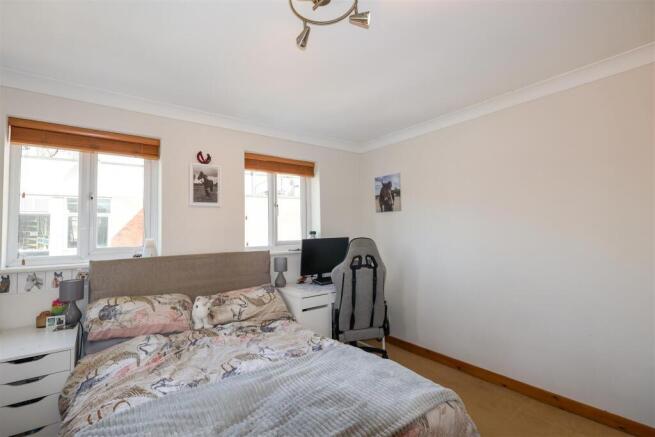 1 bed Apartment for sale Image 11