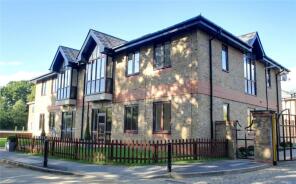 Flat 2, Beaumont House, Hanworth Lane, Chertsey KT16 9FP