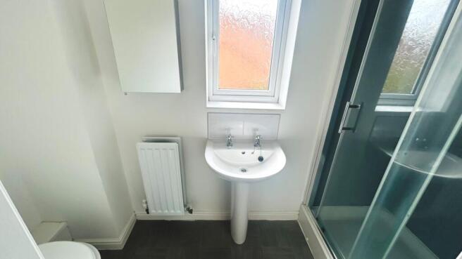 3 bed Semi-Detached for sale Image 10