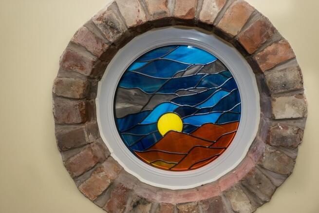 Feature Window 