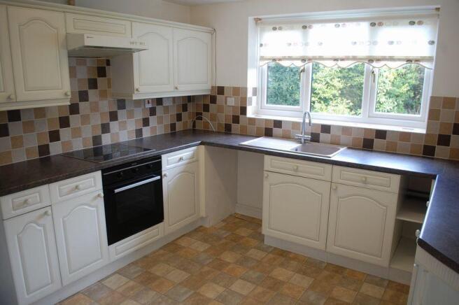 KITCHEN/BREAKFAST ROOM