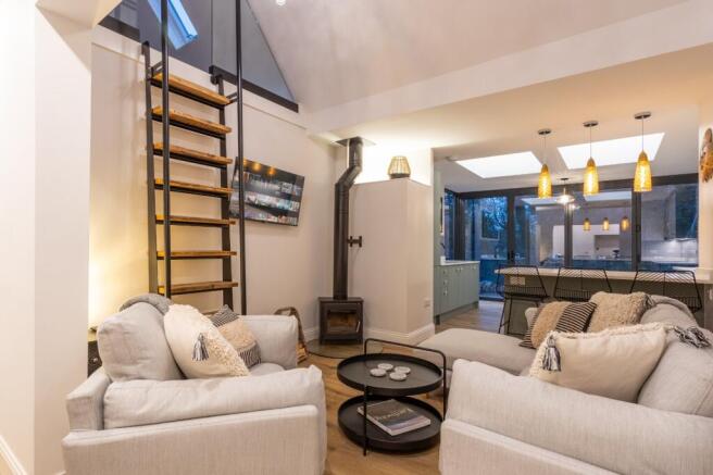 Kitchen/Lounge