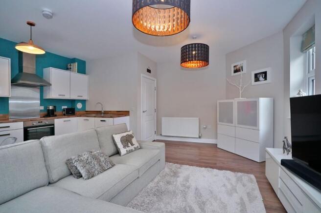 Lounge/Kitchen