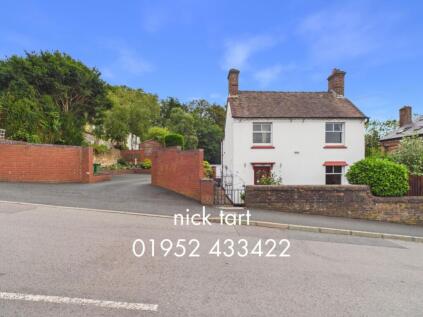 Station Hill, Oakenagtes, Telford, Shropshire, TF2 9AA