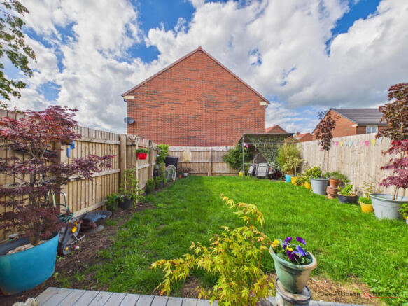 3 bed Semi-Detached for sale Image 11