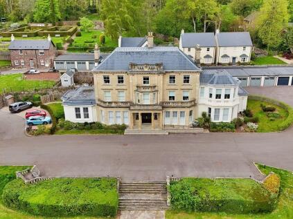 Mansion House, Abergavenny