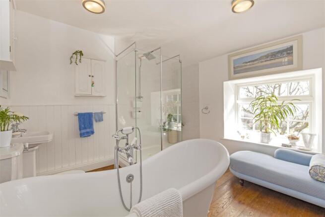 Bathroom-1.jpg