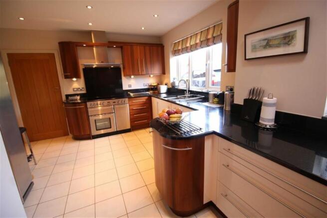 Kitchen / Breakfast Room