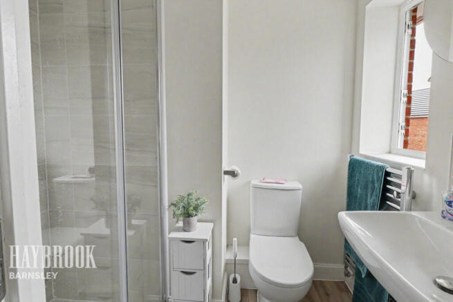 3 bed Detached for sale Image 10