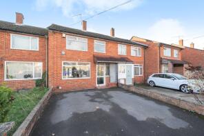 93, Doddsfield Road, Slough SL2 2BB