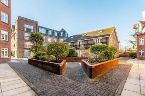Royal Swan Quarter, Leatherhead, KT22