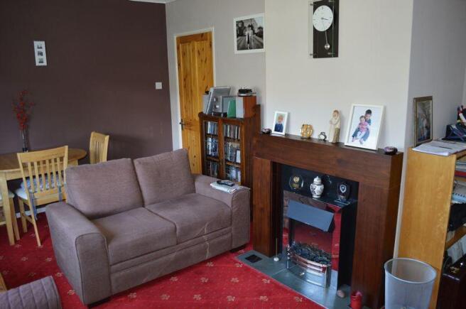LOUNGE 2