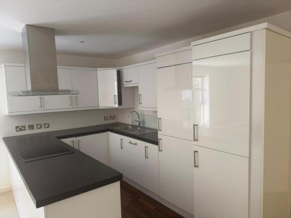 1 bed Apartment for sale Image 4