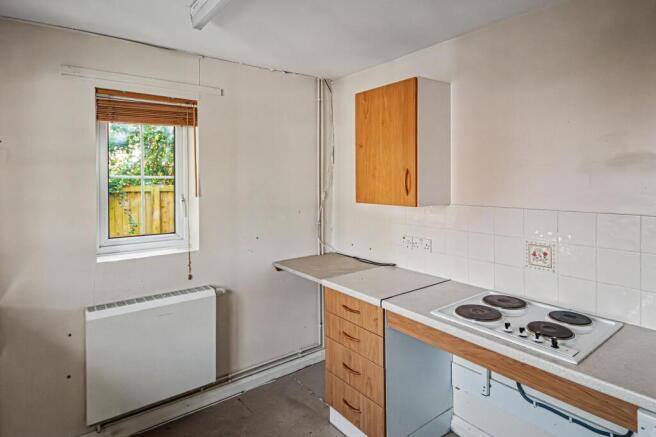 4 Ferris Close, Rowde, Devizes, SN10 2NJ