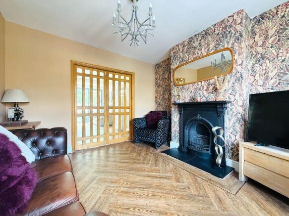 3 bed Semi-Detached for sale Image 5