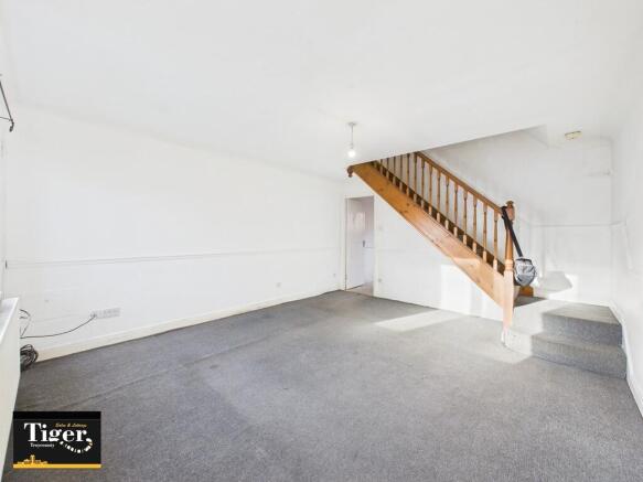 CAM03440G0-PR0492...