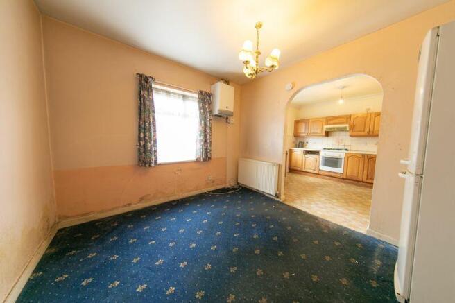 Dining room & kitchen