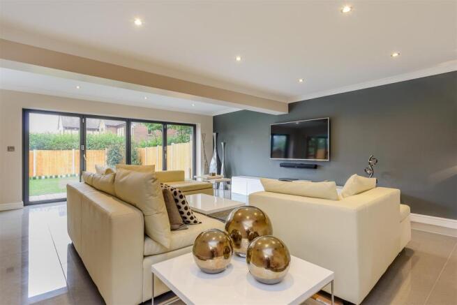 8284899-interior09-m