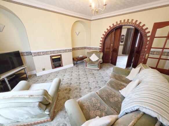 4 bed End of Terrace for sale Image 4