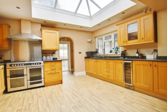Kitchen/Breakfast Room