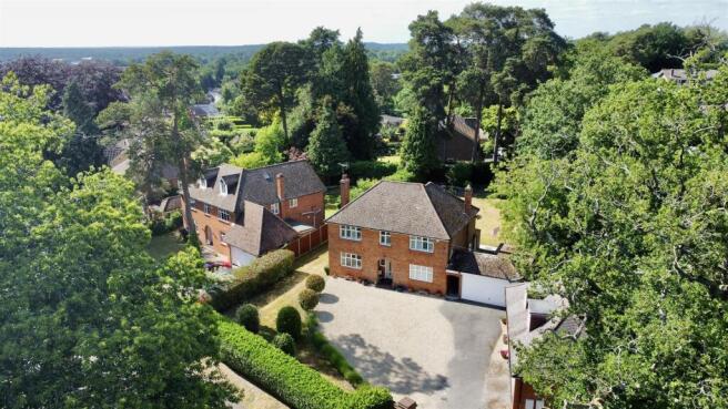 dji_fly_20250602_160108_514_1748964511225_photo_op