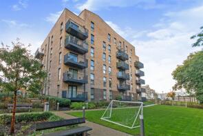 Flat 21, 1 Maple Lodge, Riverwell Close, Watford WD18 0GY