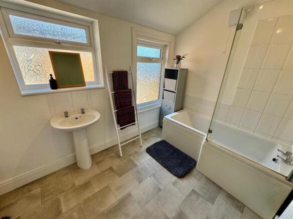 2 bed Terraced for sale Image 11